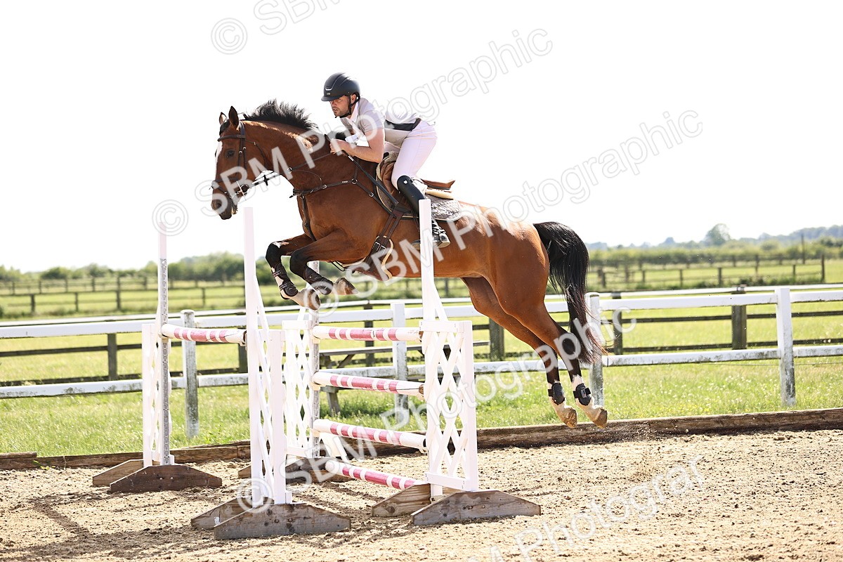 SBM_002968 - Class 5 - Senior Foxhunter - 1.20m