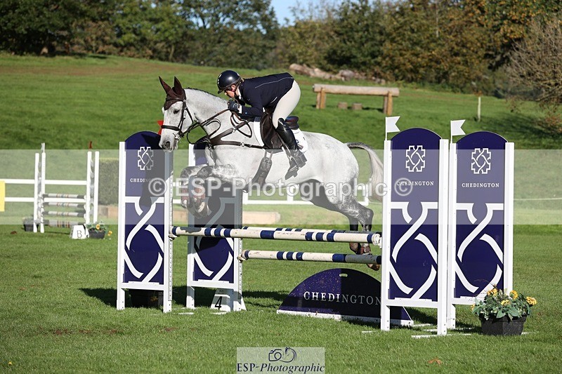 231022-105731-24858 - 630-ST.TROPEZ-Lizzie.Luxton-TrotUp+SJ