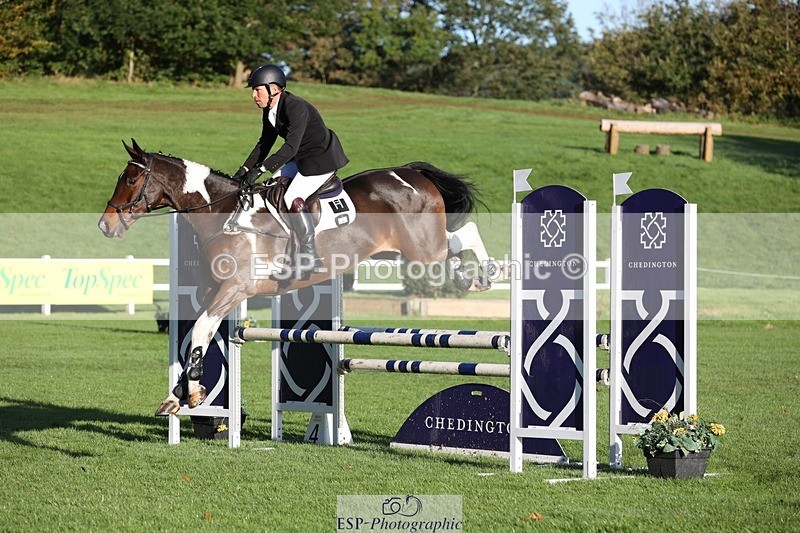 231022-093417-23959 - 640-UP.TO.MISCHIEF-Will.van.Ufford-TrotUp+SJ