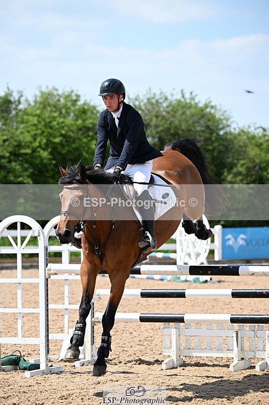 240605A-143613-00764 - Cls 4 Newcomers and 1.10m Open