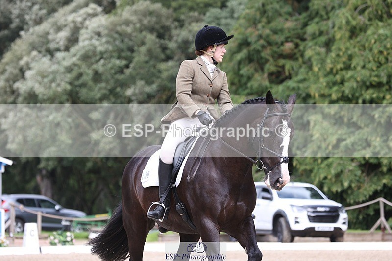 230812-134203-04295 - Cls 5 Novice Bronze 13.40 to 14.45 break