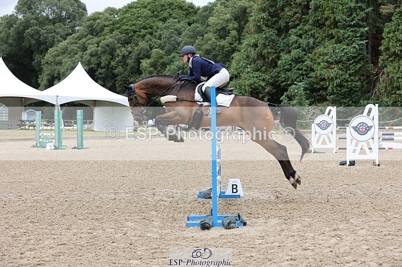 250803A-115916-12590 - M-554-Lucy.Henretty-Lee-AMANDI.VIVENDI