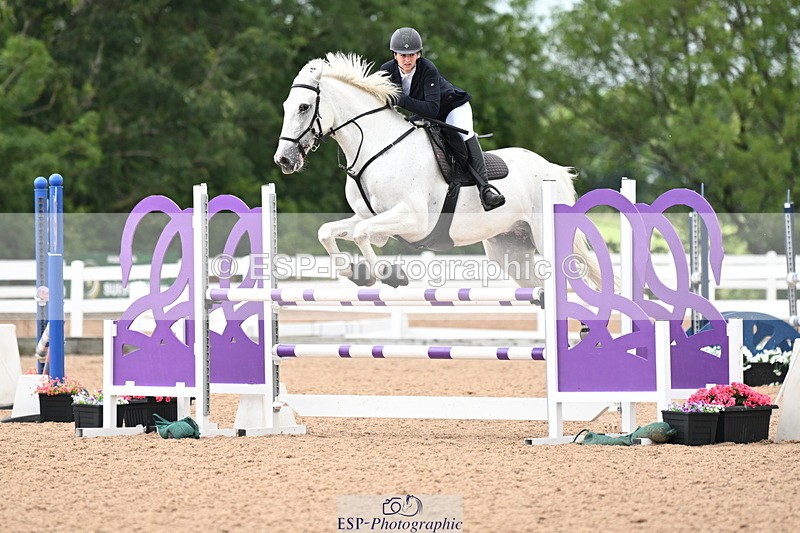 240726A-153400-02306 - Cls 11 1.05m Amateur Qualifier
