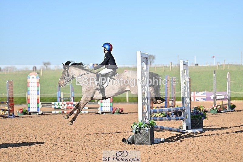250401-172713-00424 - 70cm classes
