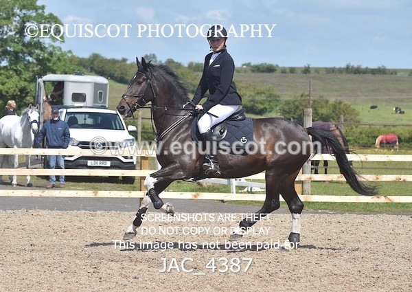 JAC_4387 - CLASS 3 Senior British Novice/ 90cm Open