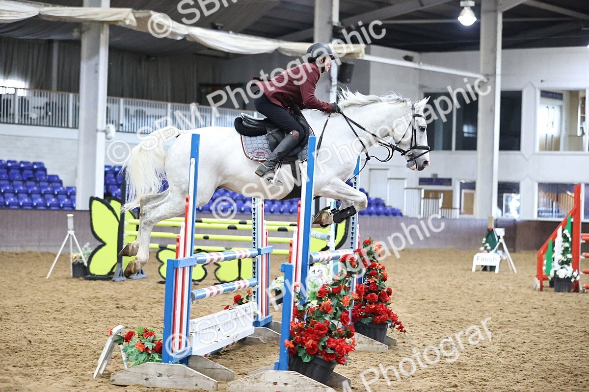 SBM_003487 - Class 11 - Senior Newcomers 1.10m