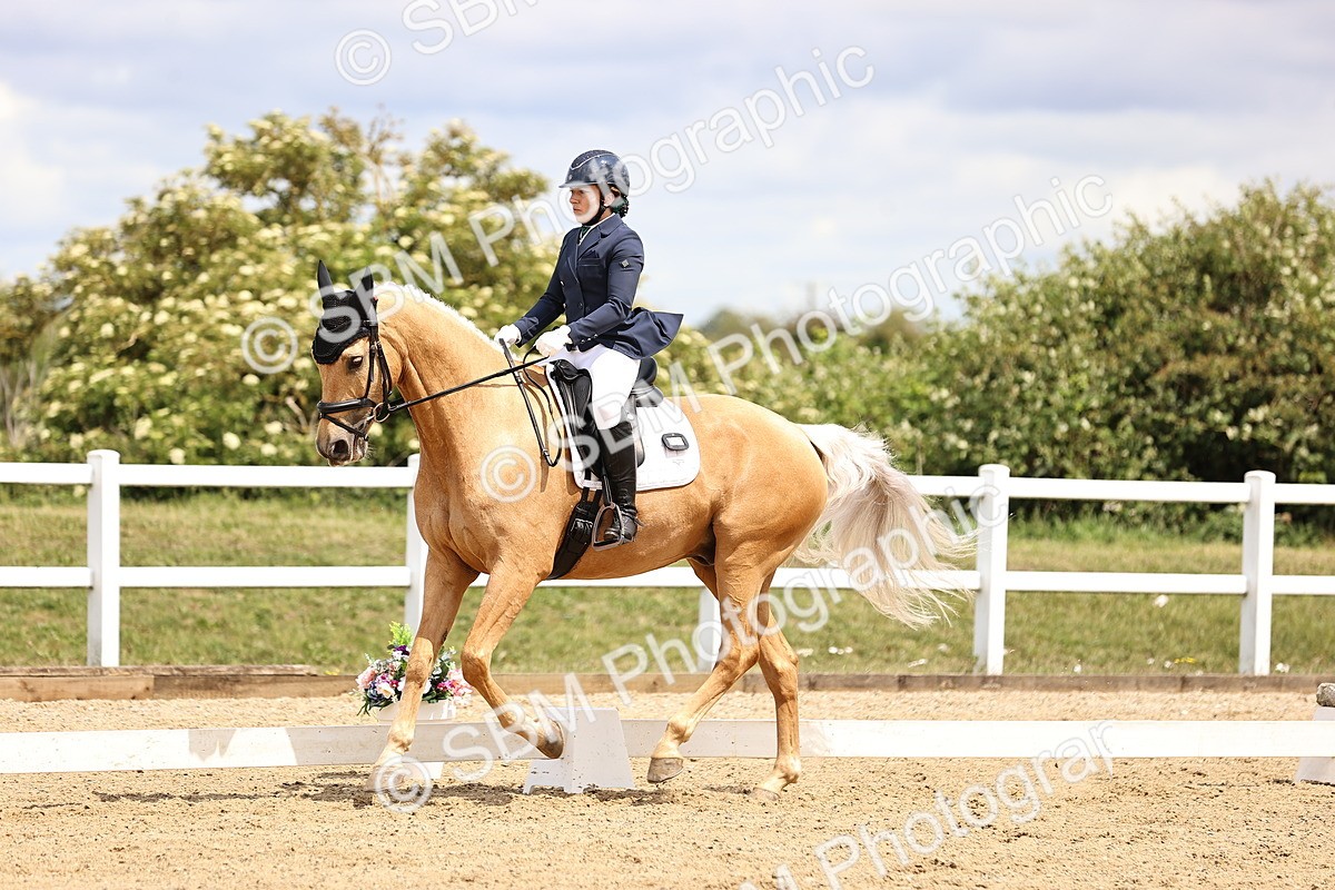 SBM_002992 - Class 2 - Novice 4 - 12.00-13.10