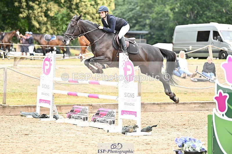 250706A-142336-19938 - Cls 49 Snr 1.10m Grand Prix