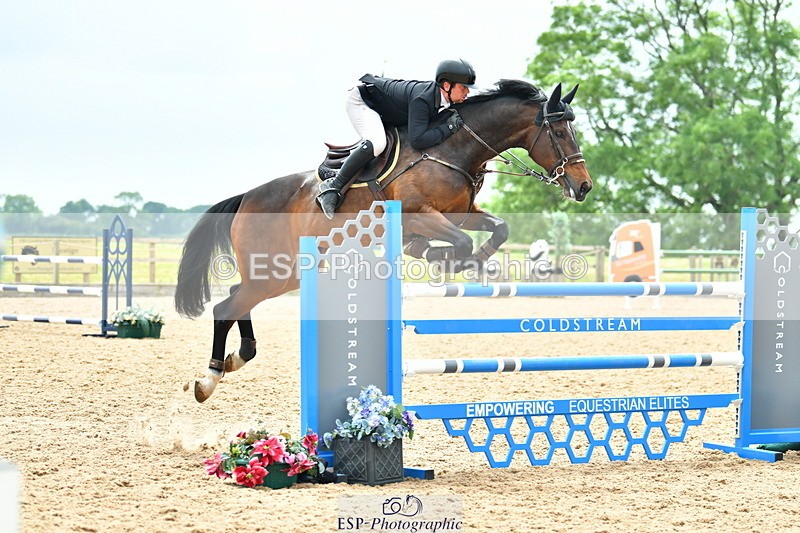 230611A-141607-06032 - Cls 27 National 1.30m