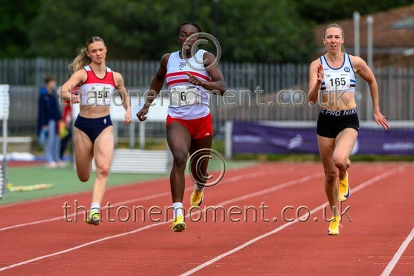 Nat26SUN-928109 - Track Female