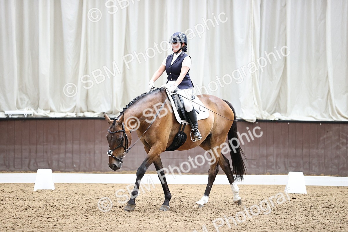 SBM_002016 - Novice 4 - 11.15-13.22