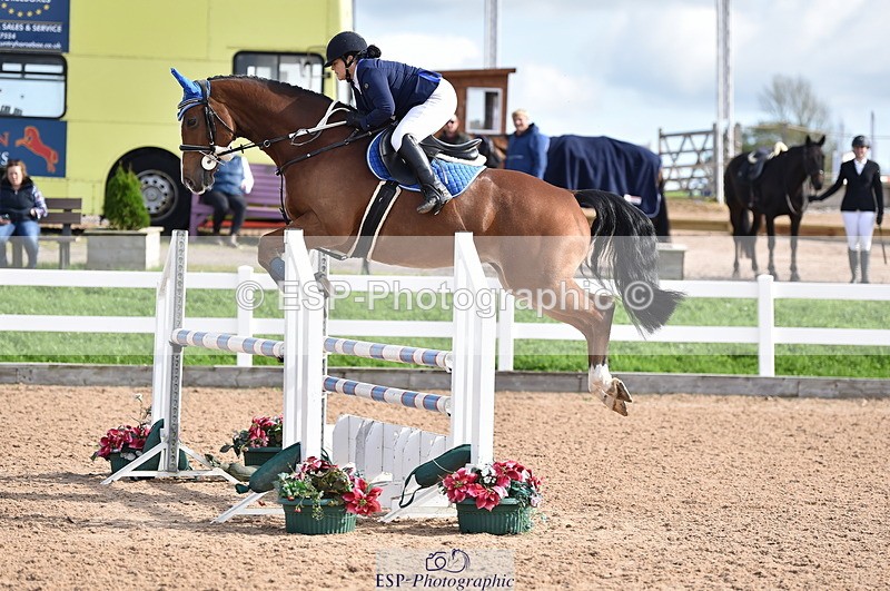 231015A-131750-08280 - Cls 25 95cm Amateur Q 2nd R