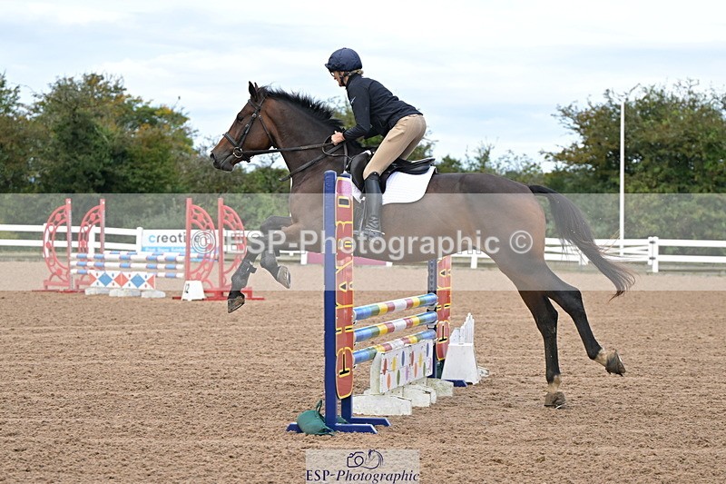 240925A-101417-00024 - Clear Round