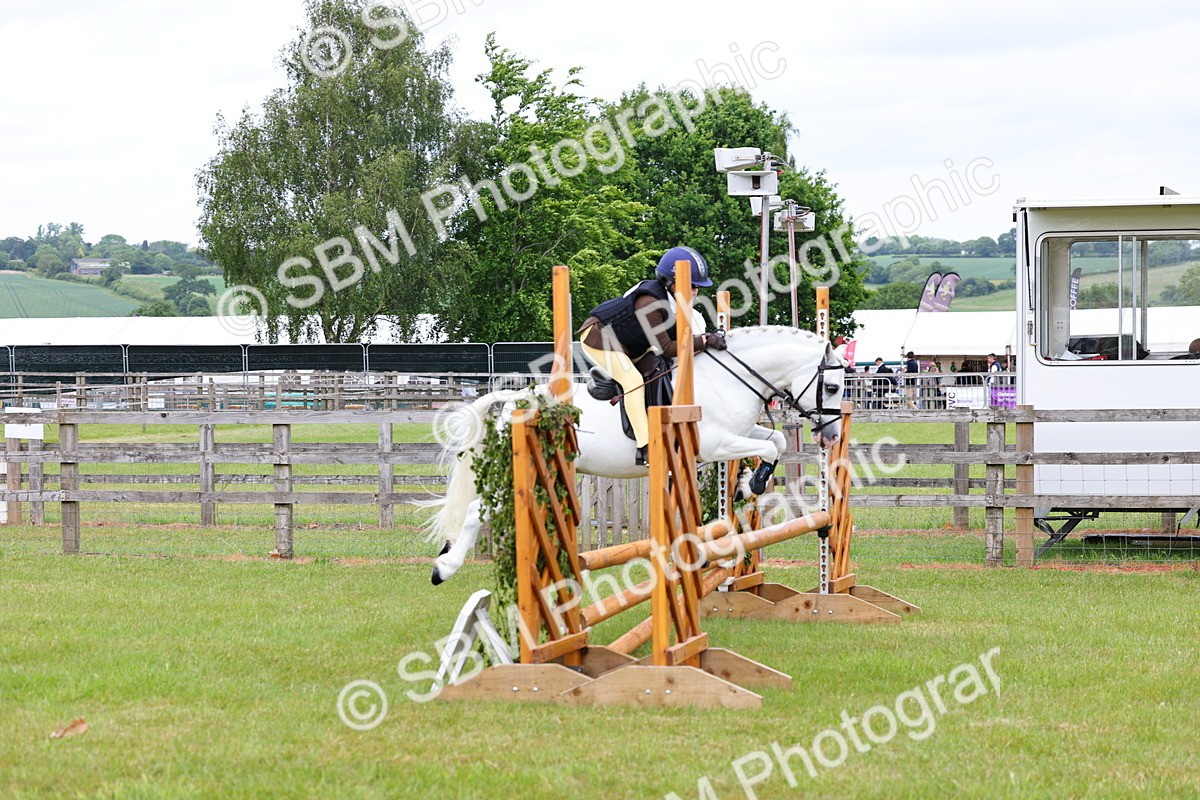 SBM_09489 - Class 44-45 - LIHS BSPS Open Nursery and Cradle Stakes