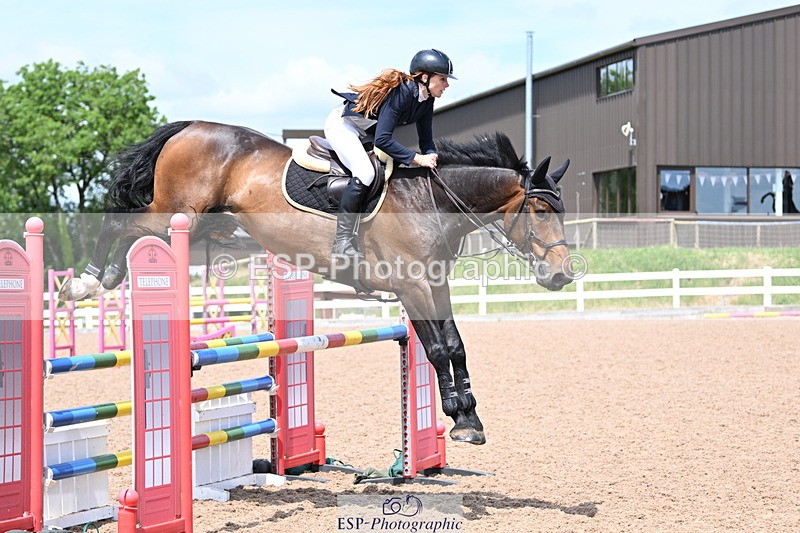 240619A-141142-00461 - Cls 4 Snr Newcomers and 1.10m Open