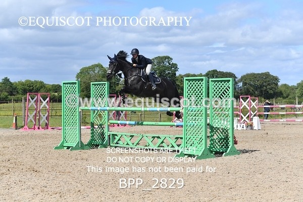 BPP_2829 - CLASS 7 SAT Senior Foxhunter/ 1.20m Open