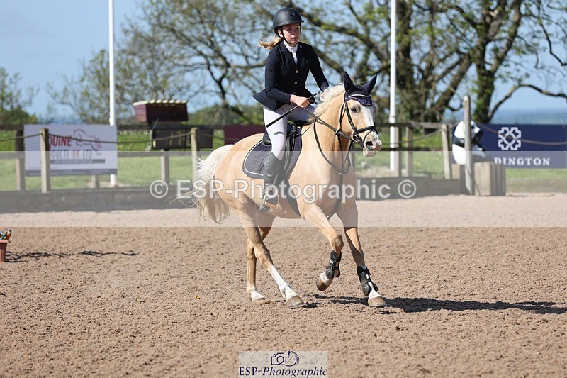 250504-101234-01868 - Cls 1 Pony Intro 70cm