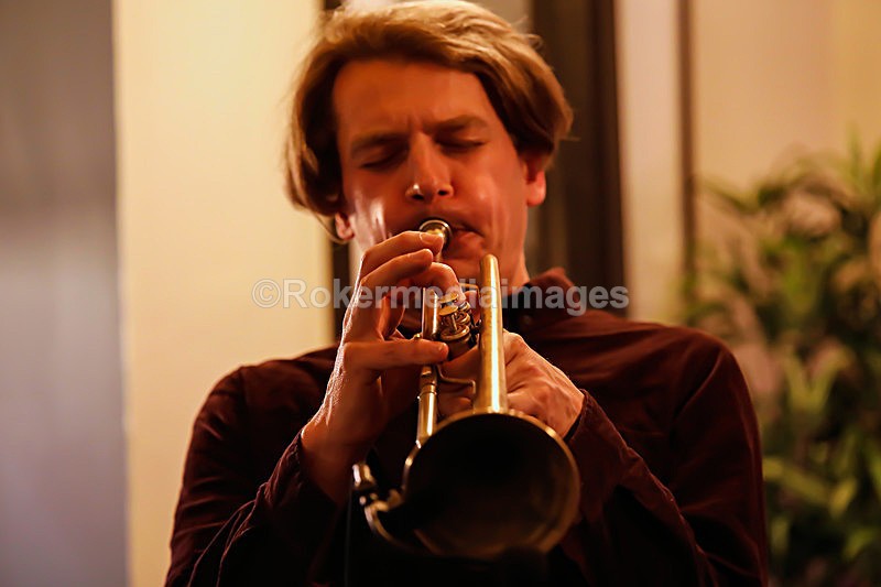  - BEN THOMAS & DAVIDE LOGIRI TRIO