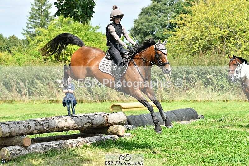 230817-140226-01123 - Theo's 1st Group - XC