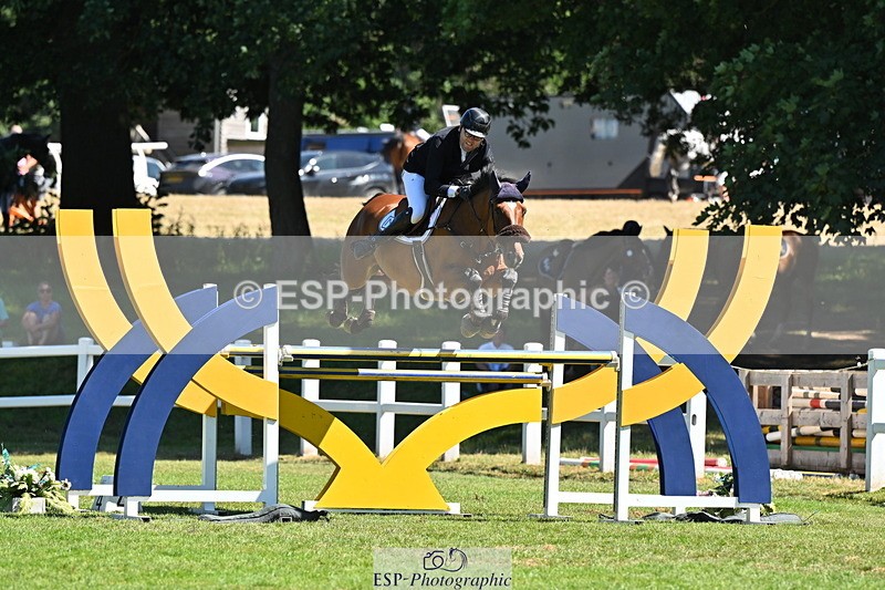 260704A-152505-15858 - Cls 33 Snr Fox Second Round