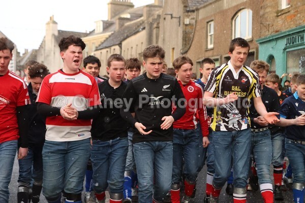 AA076383 - New Years Boys Ba'