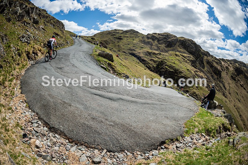 114809 - Hardknott Hairpin 11.00 - 12.00