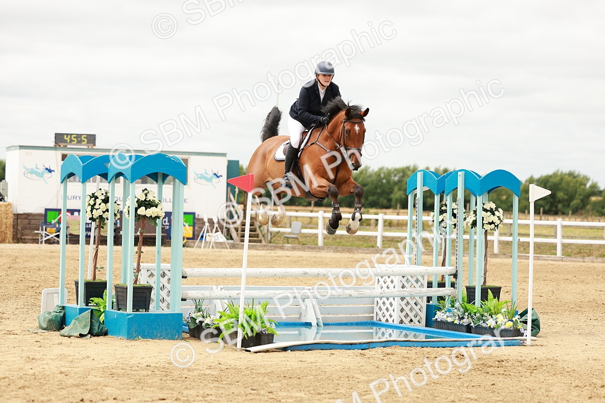 SBM_018141 - Class 21 - Senior Newcomers Championship 2d Rd