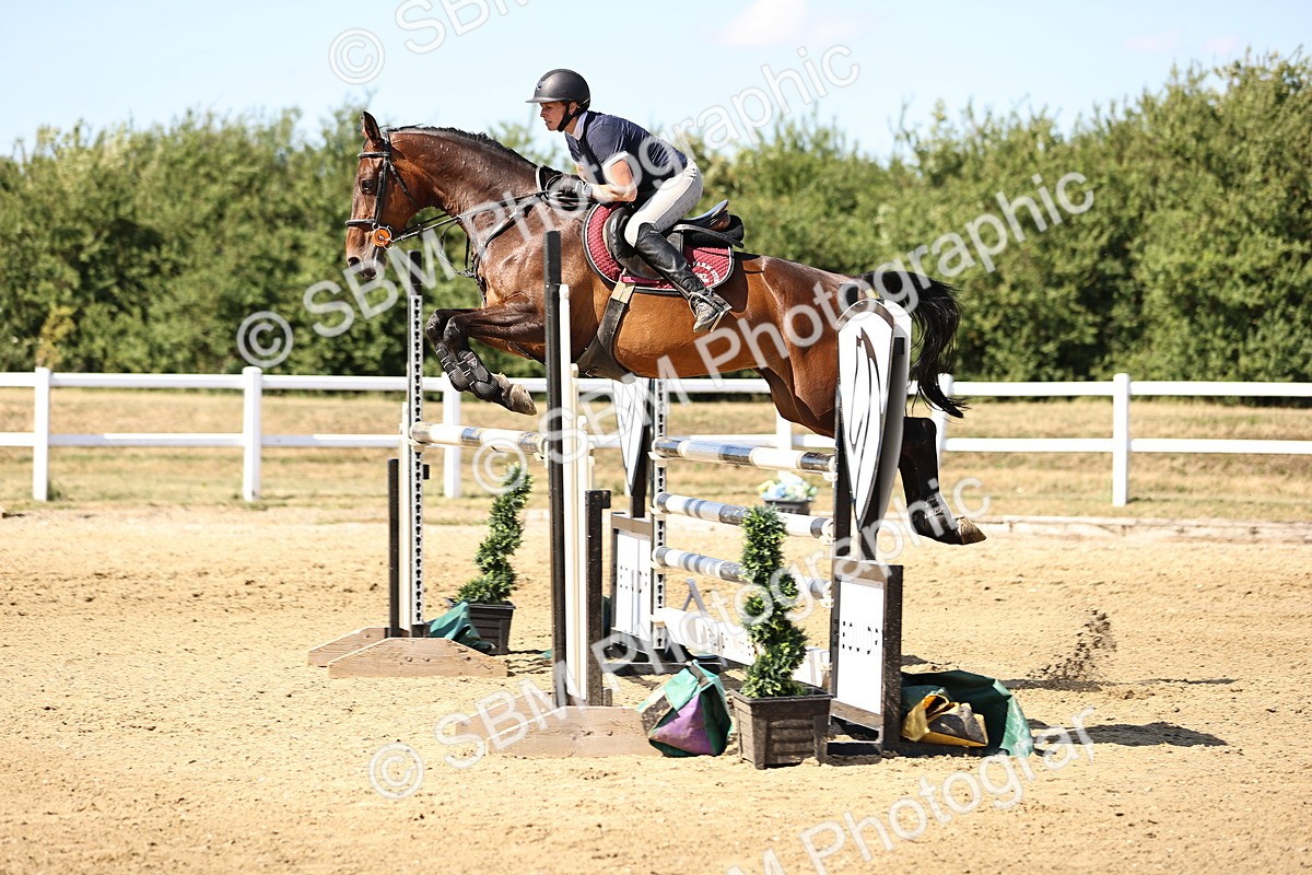 SBM_015374 - Class 16 - Senior foxhunter - 1.20m Open