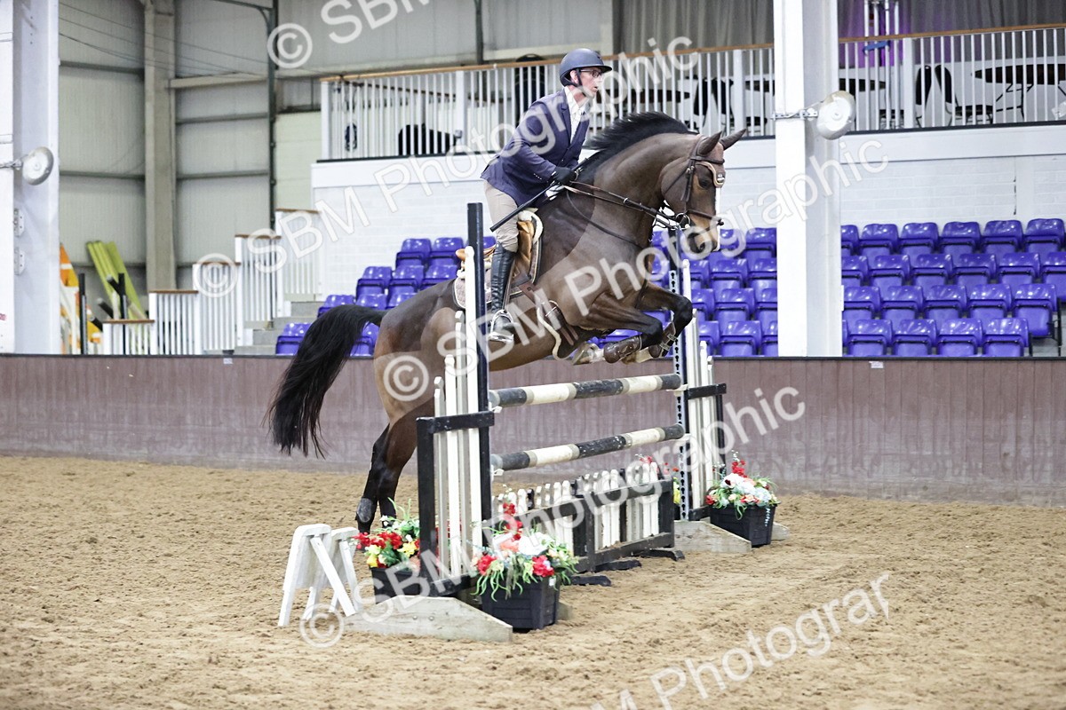 SBM_001471 - Class 4 - Senior Newcomers/ 1.10m Open