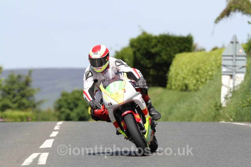 James Shipley Kawasaki / Heywood Electrical/Supercoat/ - Bikenation Lightweight TT