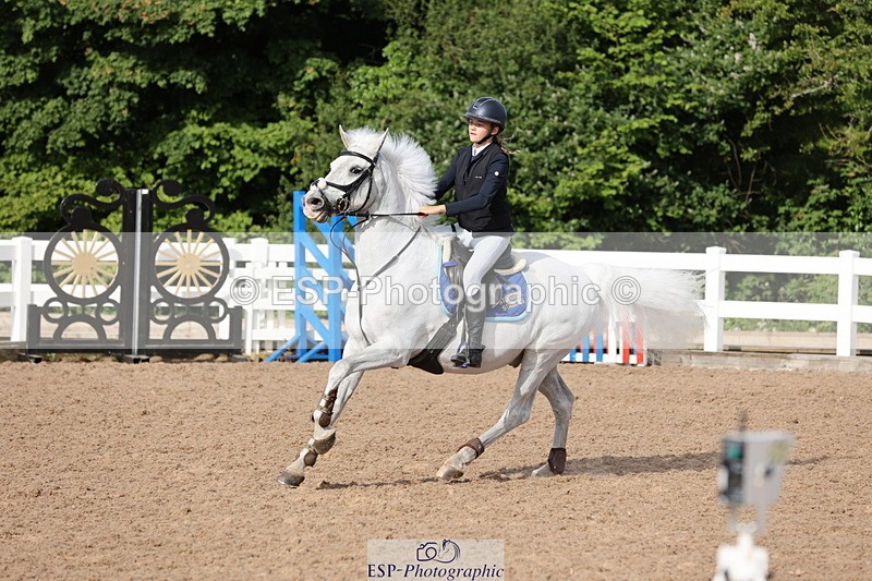 240629A-083913-02645 - Cls 16 British Novice and 80cm Open