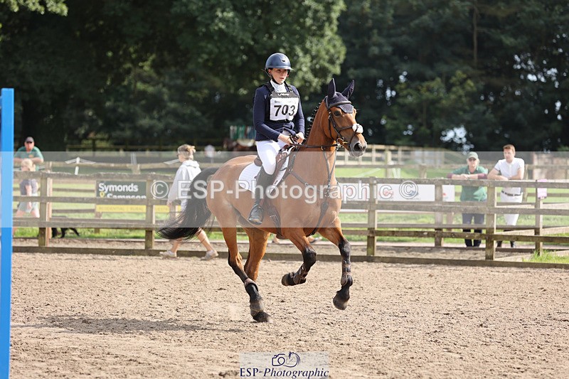 240804-161305-16737 - 703-Holly_Morris-ROYALE_LOUIS