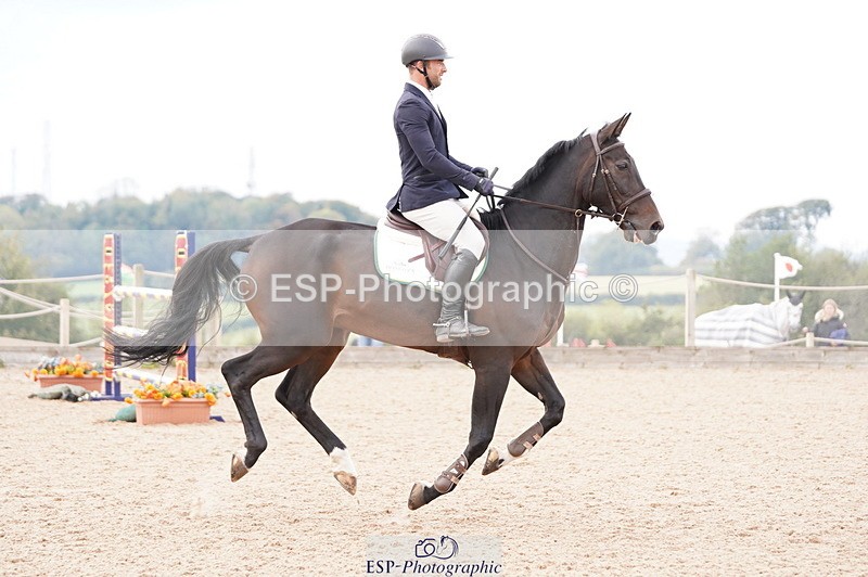 241004A-145646-00850 - Fri 04 Snr Fox & 1.20m Open