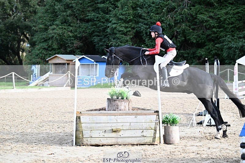 241117-104500-03248 - Cls 2 80-85cm 10.20 to 11.20