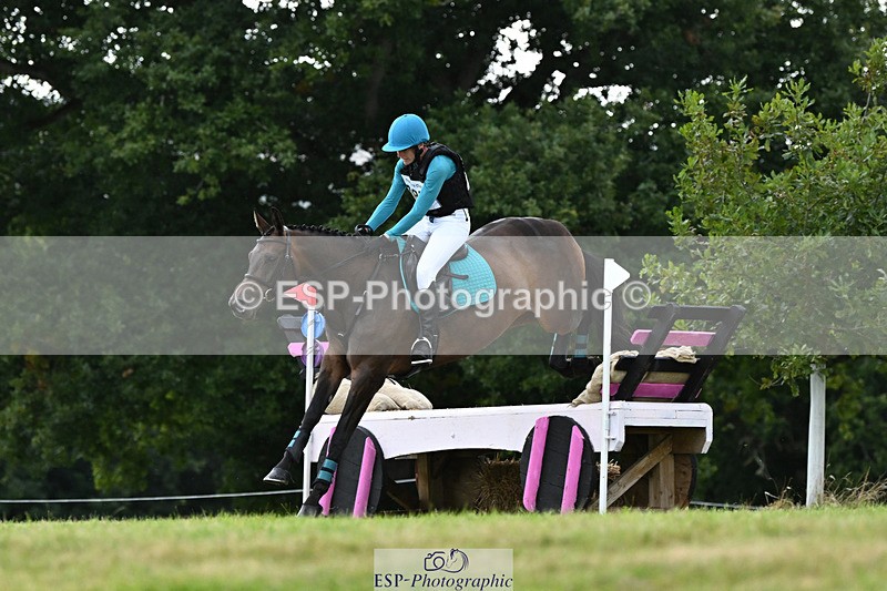 240825X-175802-38082 - 80cm XC 17.30 to End