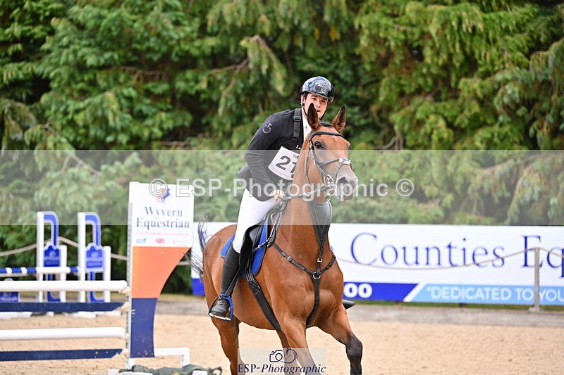 250802A-153539-06351 - E-214-Myles.Mentiply-Johnson-NASHVILLE.COUNTRYMAN