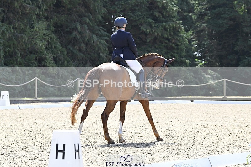 250810A-115533-05578 - 107-Sophie.DickinsonFurst.Ricci