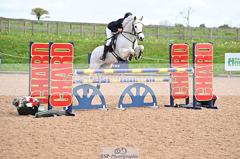 240506A-123243-08712 - Cls 5 Pony Foxhunter & 1.10m Open