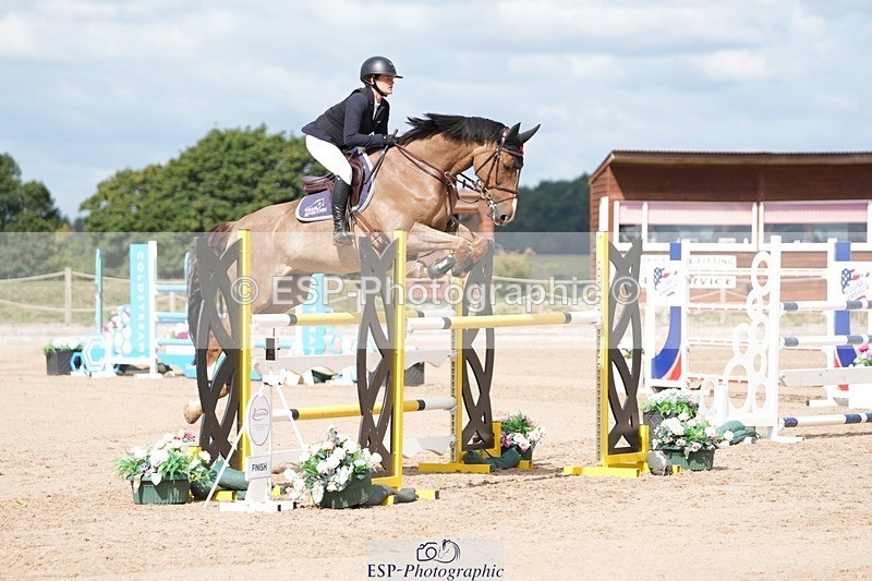 250801-102549-04734 - Cls 14 Snr Fox 1st Rnd