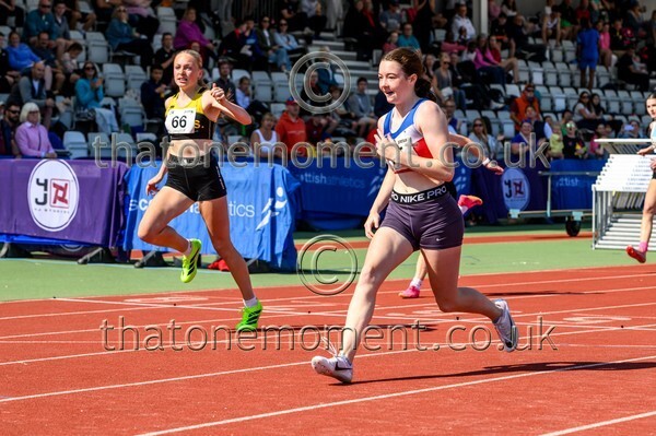 Age25SAT-916537 - Track Female Set One