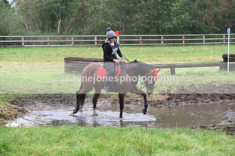 WJ6_9396 - Time at Photographer 14:46 to 14:57