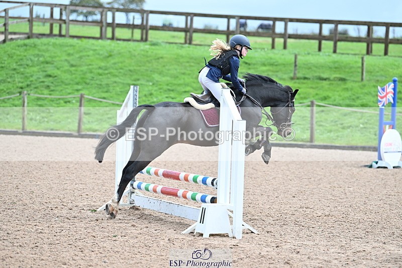 231029A-092841-02402 - 60cm Club and Schools