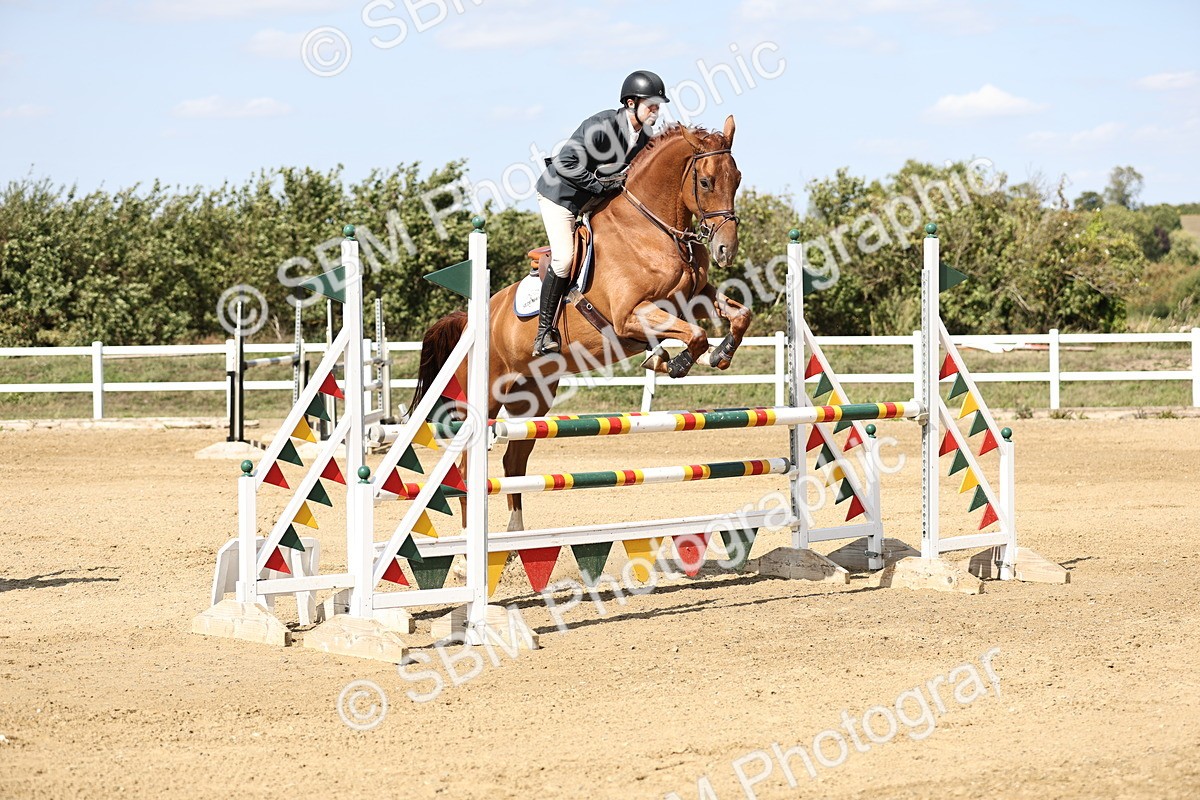 SBM_005089 - Class 6 = Senior Newcomers - 1.10m Open