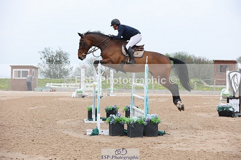 250424-124123-05525 - Cls 1 - 2 Star Small Tour