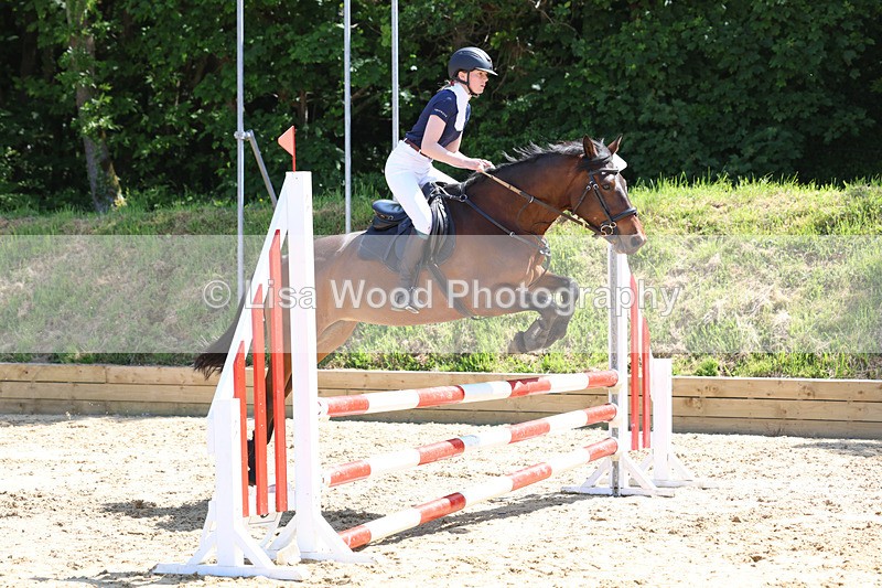 3E7A9458 - Class 8: Senior 80cm