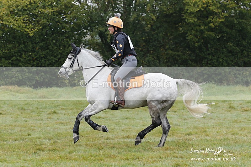 WWHT 171021 0609 - Novice Restricted (0.80m)  17/10/21