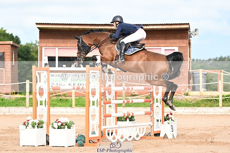 240721A-084014-16611 - Cls 20, 1 Star Gold Tour 1.35m