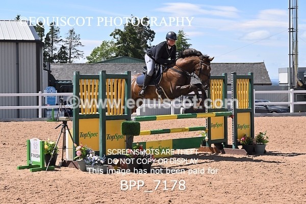 BPP_7178 - CLASS 14 FRI Nupafeeds Senior Dicovery/1m open