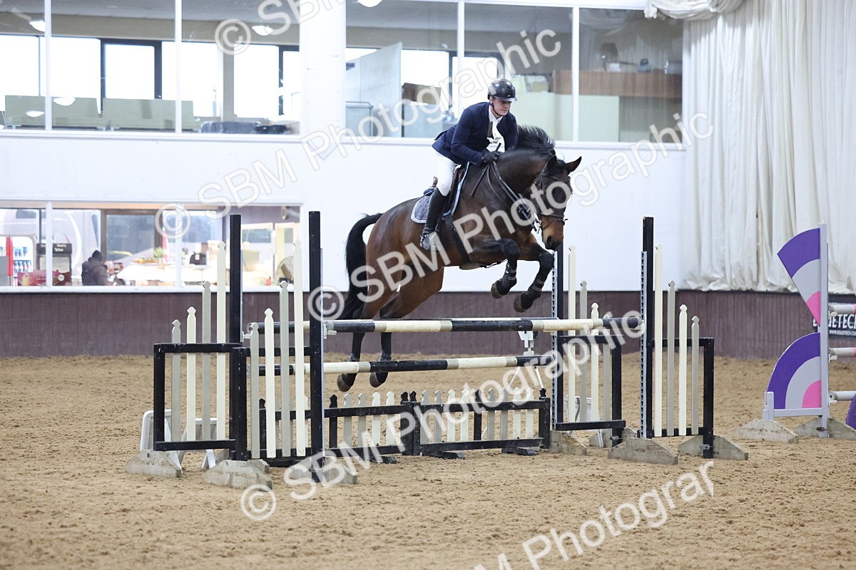 SBM_001370 - Class 5 - Senior Foxhunter -1.20m
