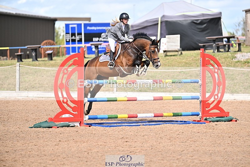 250827B-134154-00628 - Cls 4 Snr Newcomers 1.10m